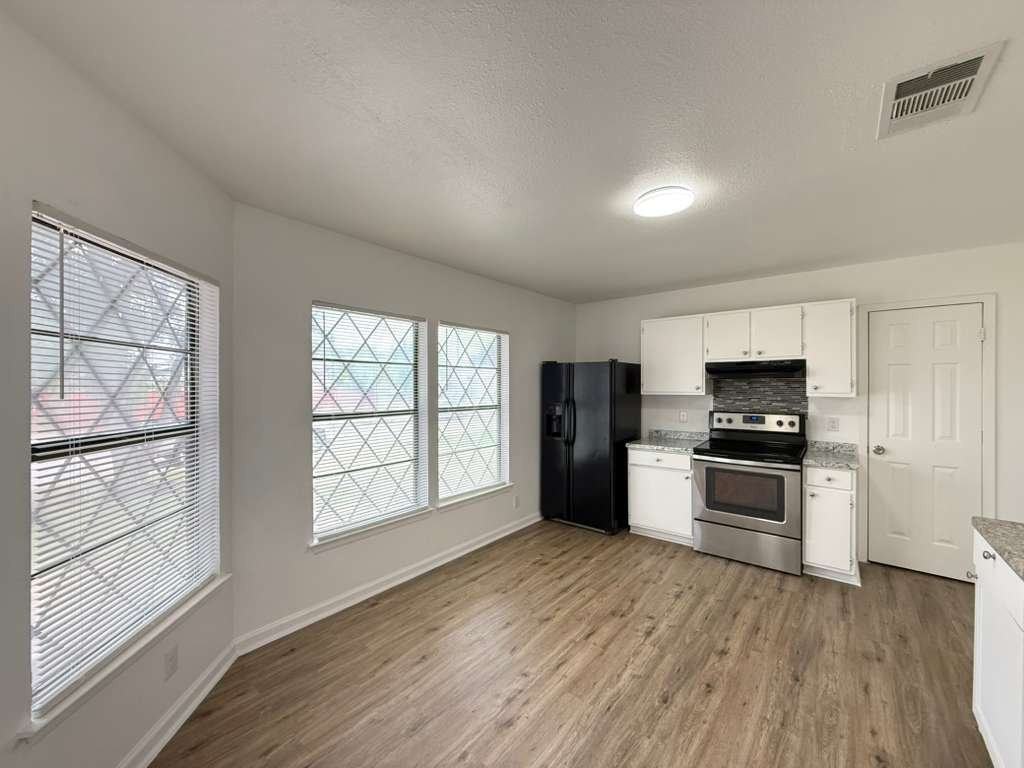 6011 Hidden Rose - Photo 3 of 18