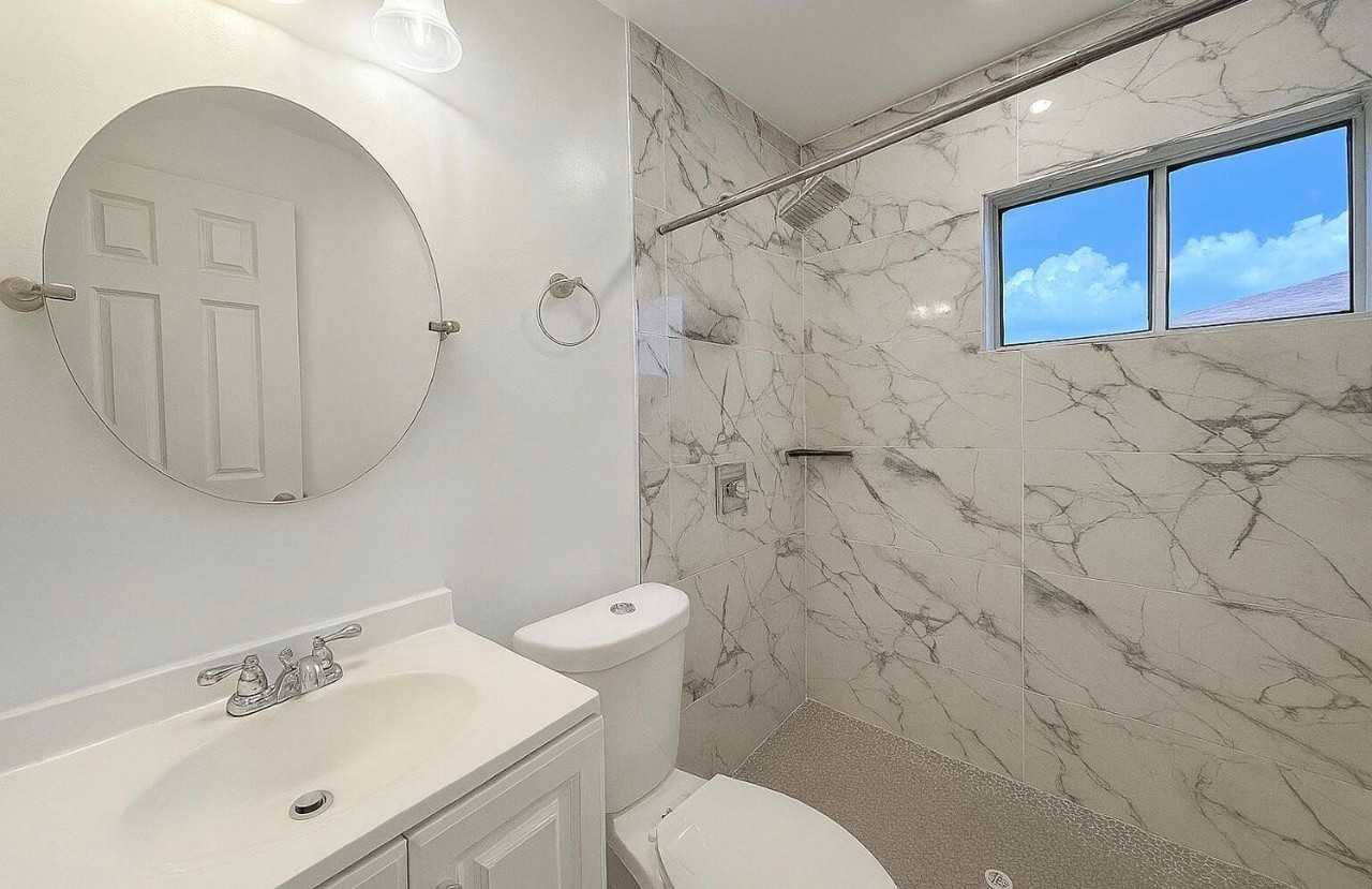 2055 Se West Dunbrooke Cir - Photo 3 of 7