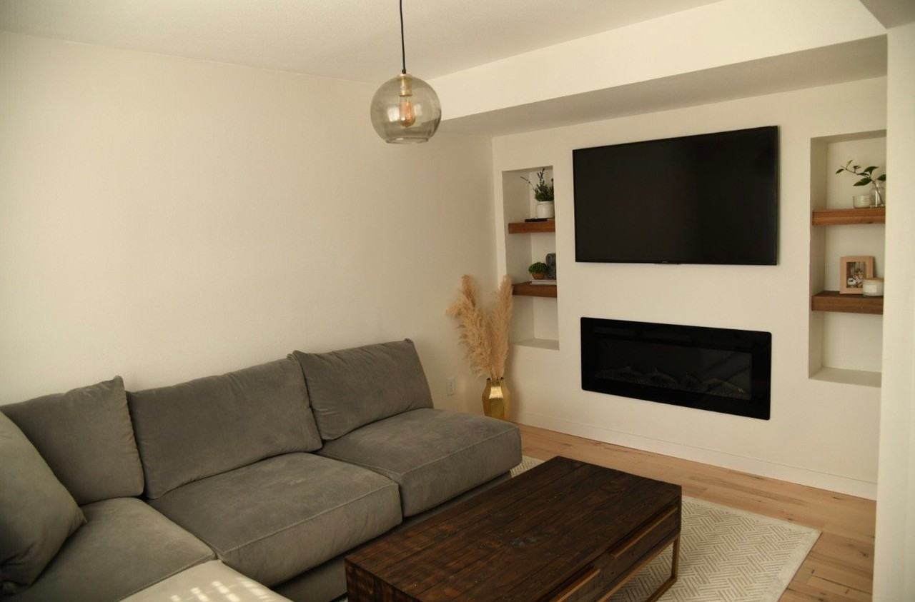 1204 Ne 21st St - Photo 5 of 9