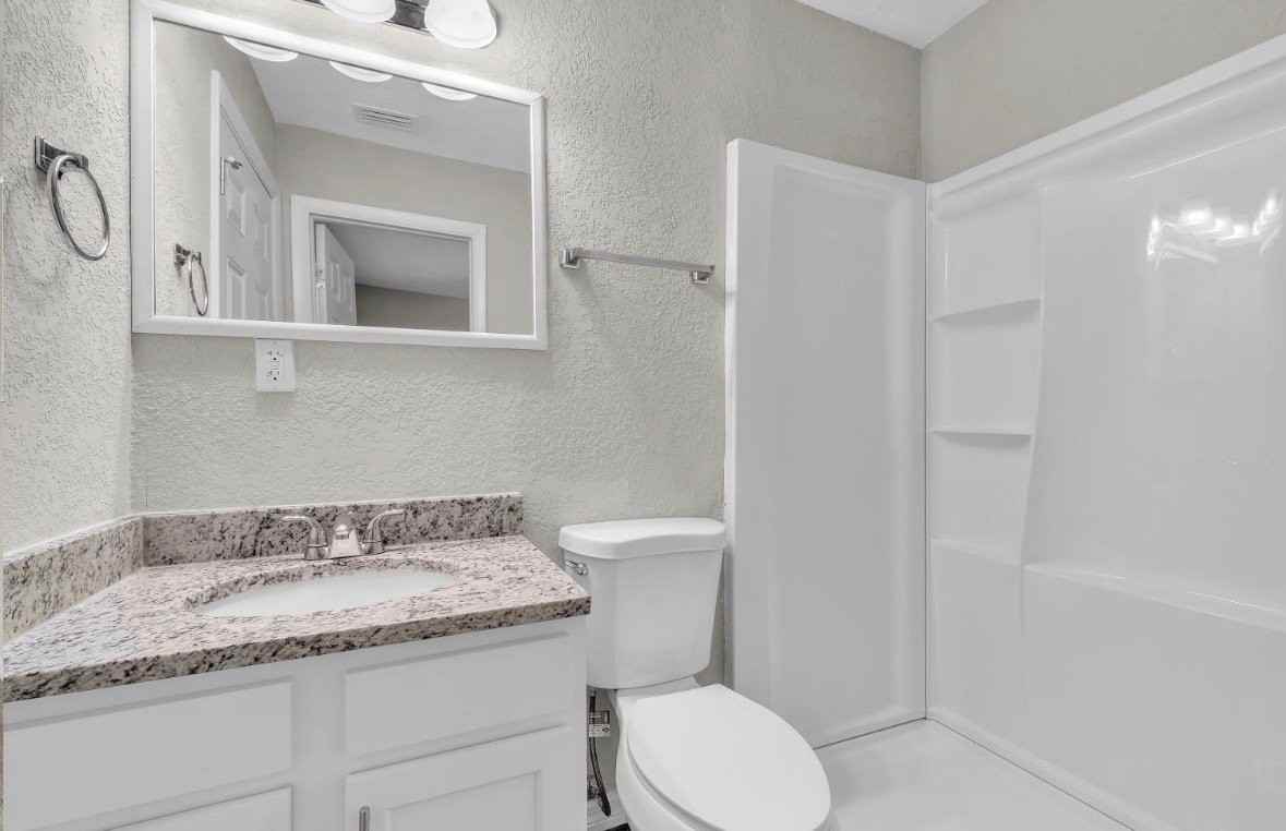 4546 Lane Ave S - Photo 6 of 7