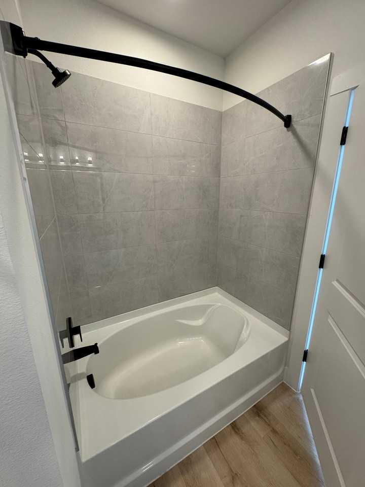 2343 Portman Ave #4107 - Photo 6 of 11