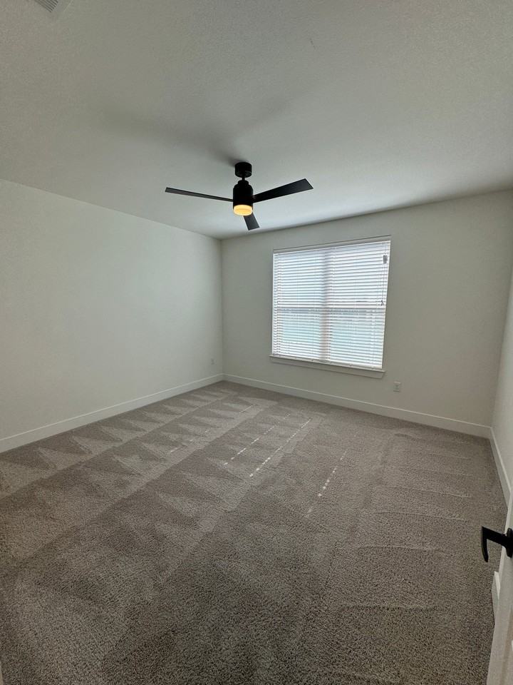 2343 Portman Ave #4107 - Photo 7 of 10
