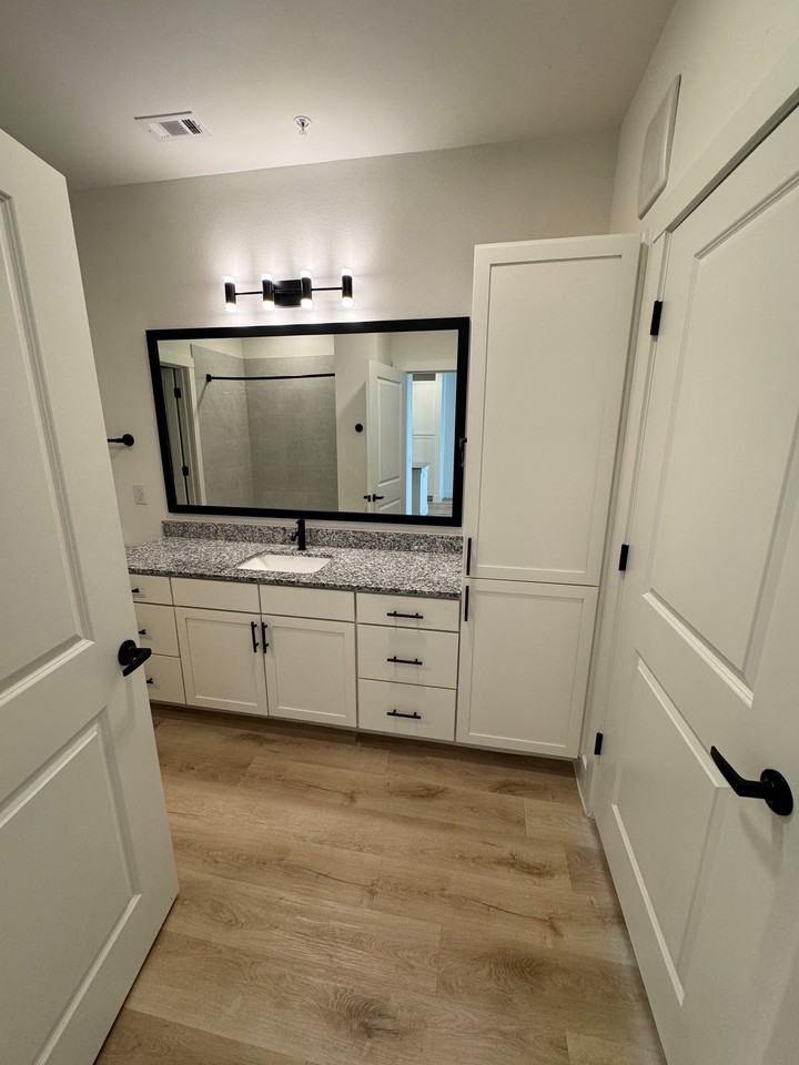 2343 Portman Ave #9101 - Photo 6 of 9