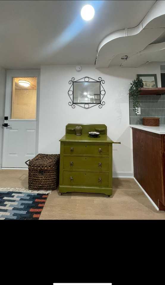 1215 Delor Ave - Photo 2 of 8