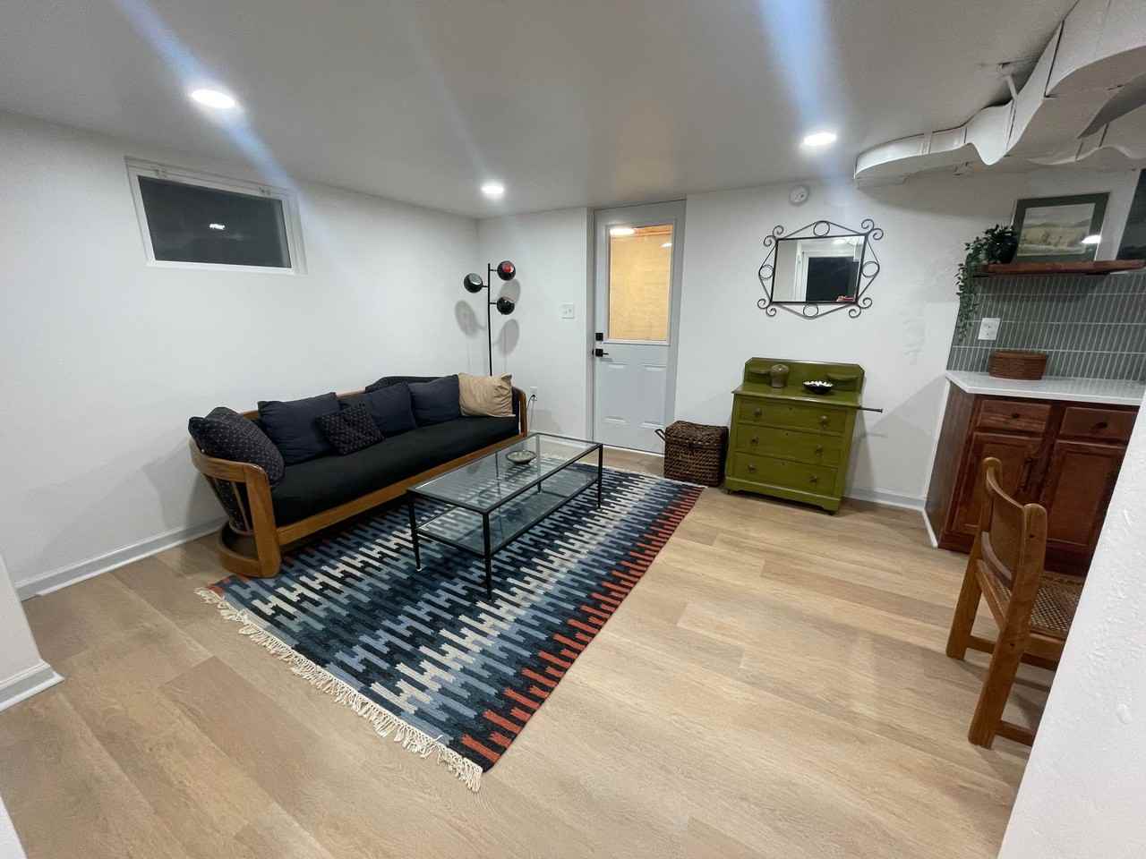 1215 Delor Ave - Photo 6 of 8