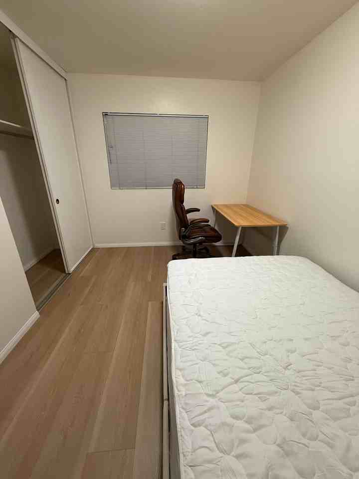 750 Kostner Dr - Photo 3 of 6