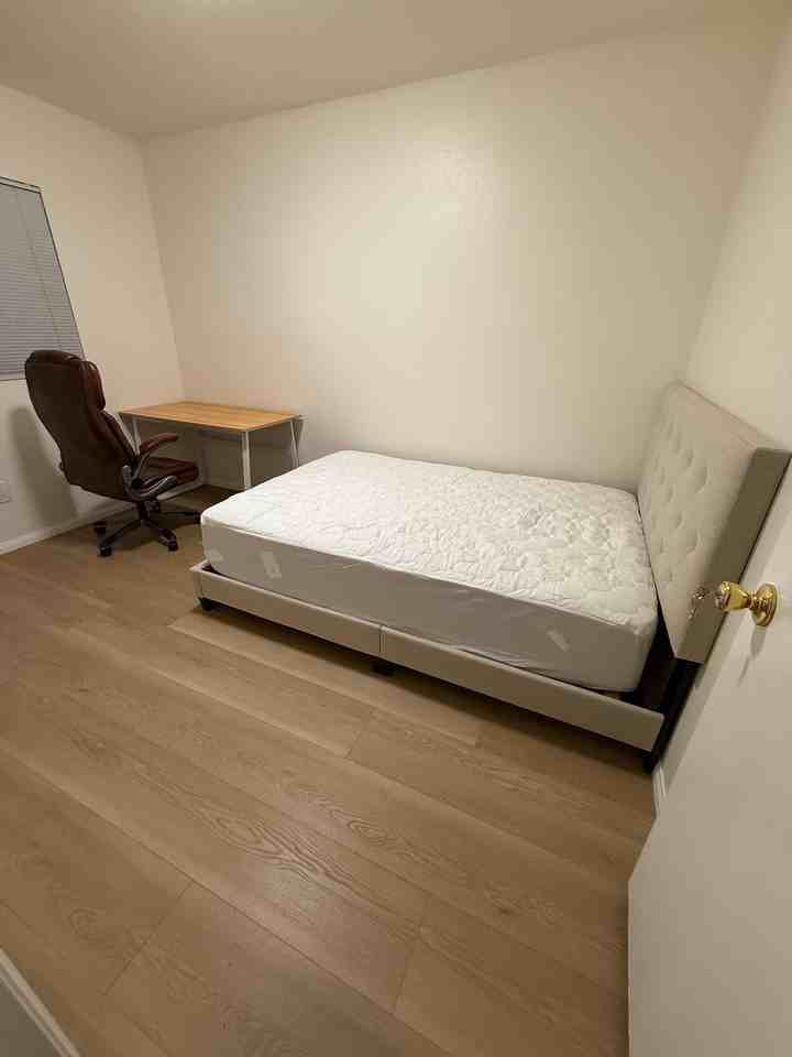 750 Kostner Dr - Photo 4 of 6