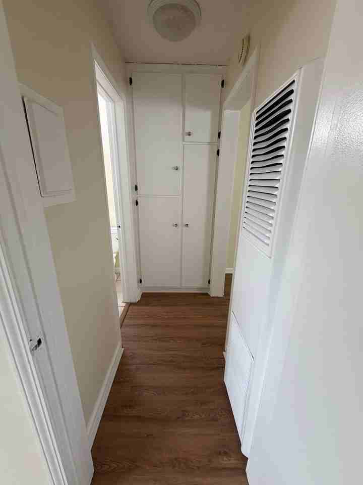 7737 Bright Ave - Photo 4 of 25