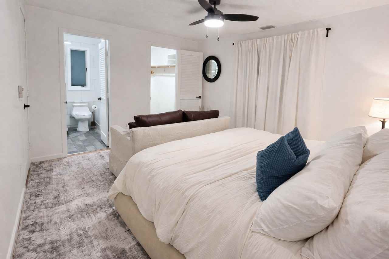 553 W Center Street Ext - Photo 7 of 17