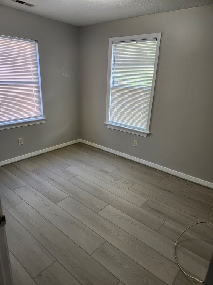 2409 Courtland St #2409 - Photo 5 of 7