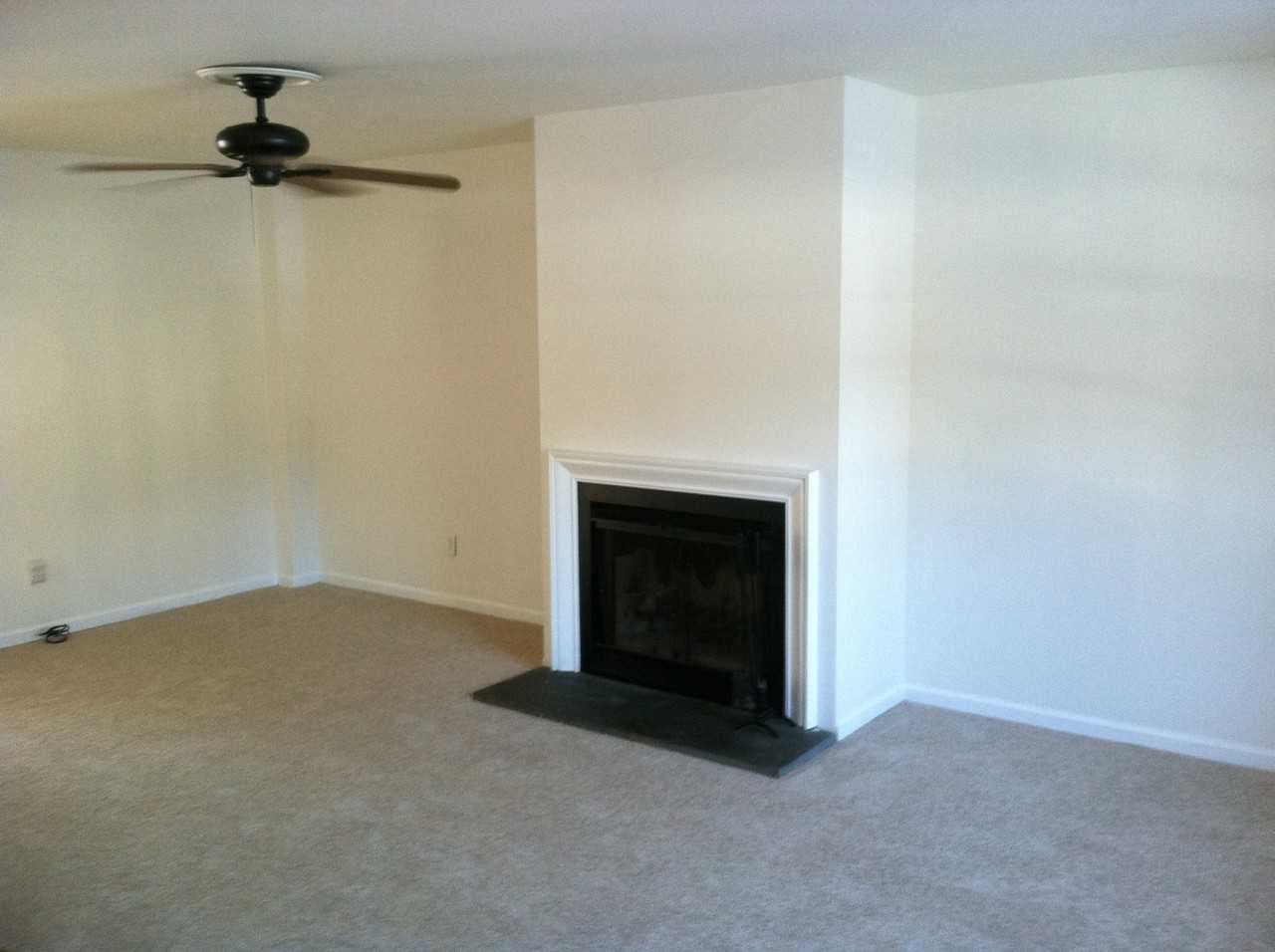 406 Tinker Dr - Photo 3 of 12