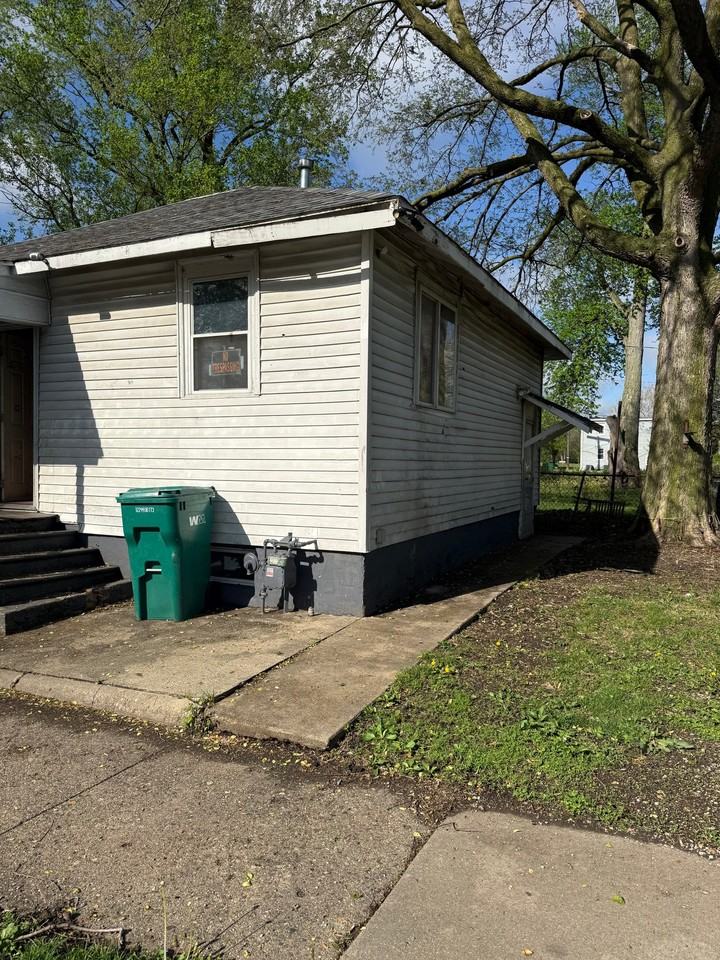 347 N Stone St - Photo 2 of 20