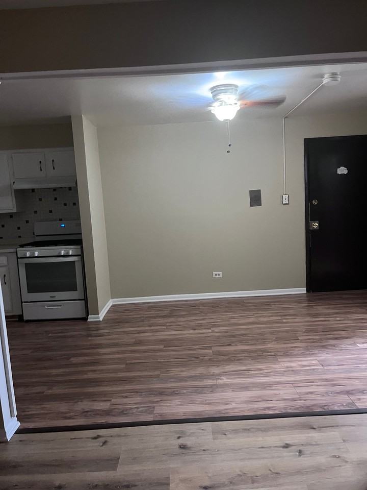 9822 Nottingham Ave #204 - Photo 2 of 8