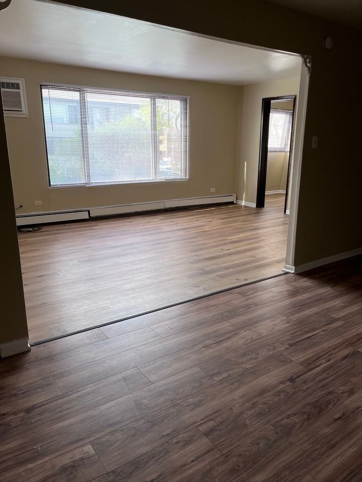 9822 Nottingham Ave #204 - Photo 4 of 8