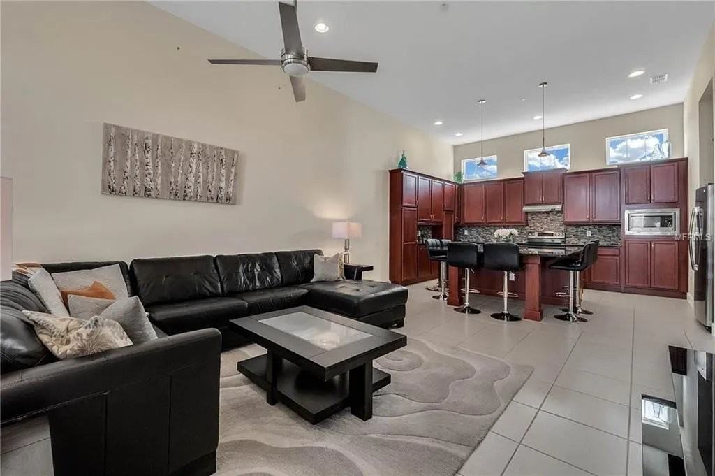 13738 Walcott Ave - Photo 5 of 17