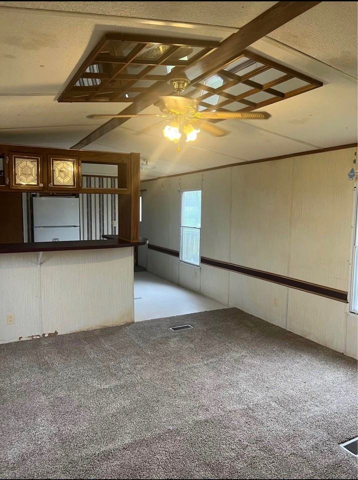 988 Co Rd - Photo 3 of 7