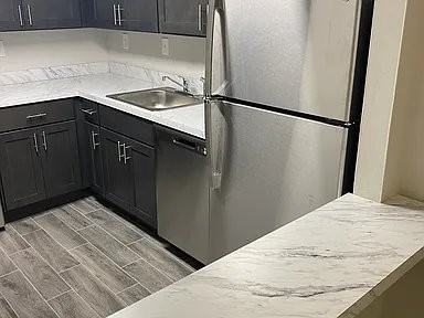 500 E Upsal St #A - Photo 3 of 9