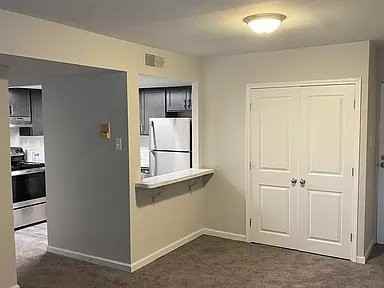 500 E Upsal St #A - Photo 4 of 9