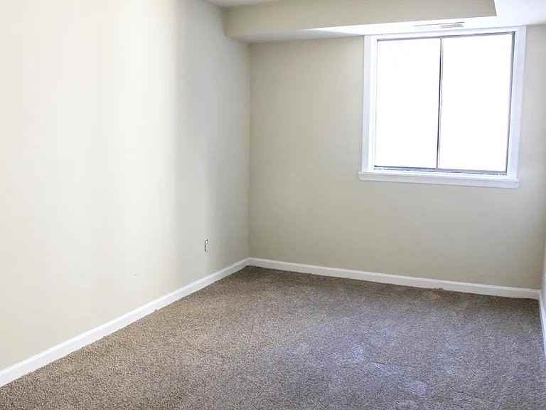 500 E Upsal St #A - Photo 5 of 9