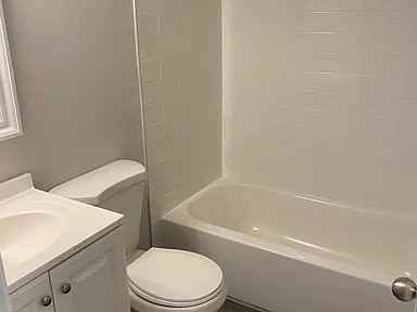 500 E Upsal St #A - Photo 6 of 9