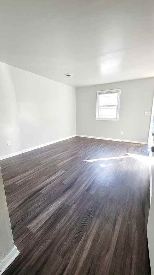 2742 Goolsby Ave - Photo 5 of 20