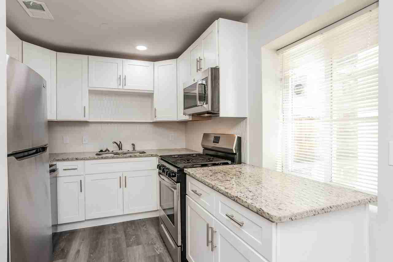 100 Terrace Dr Ne #12