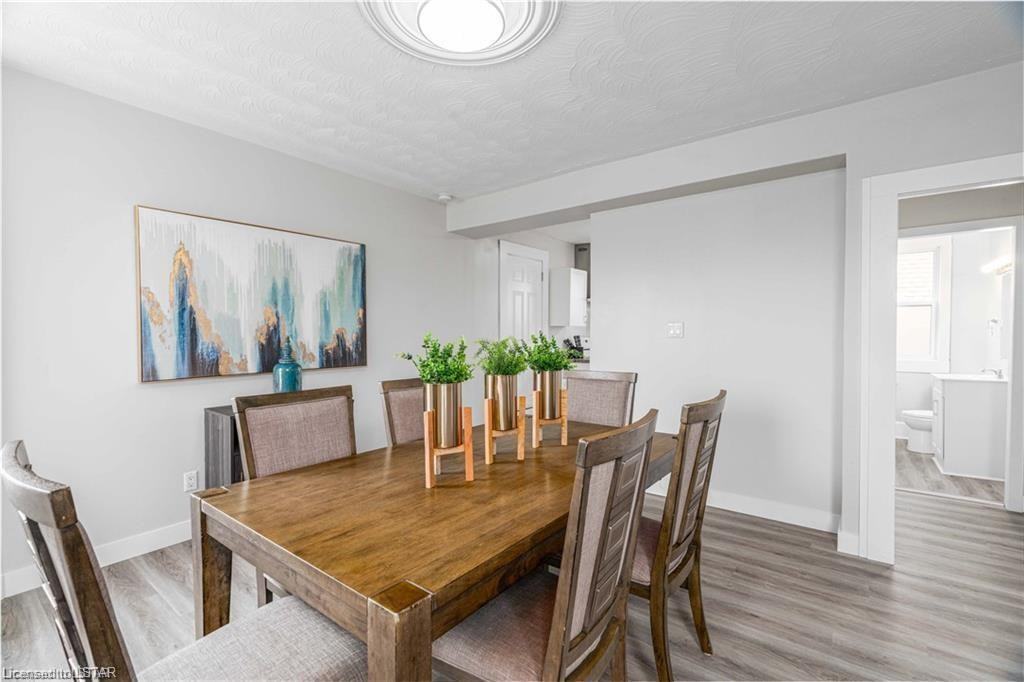 427 Quebec Street - Photo 4 of 19