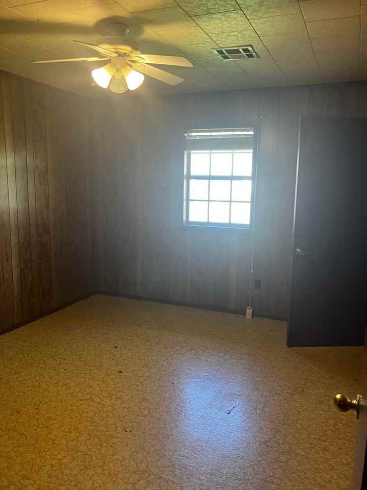 110 Mona Edwards St - Photo 3 of 9