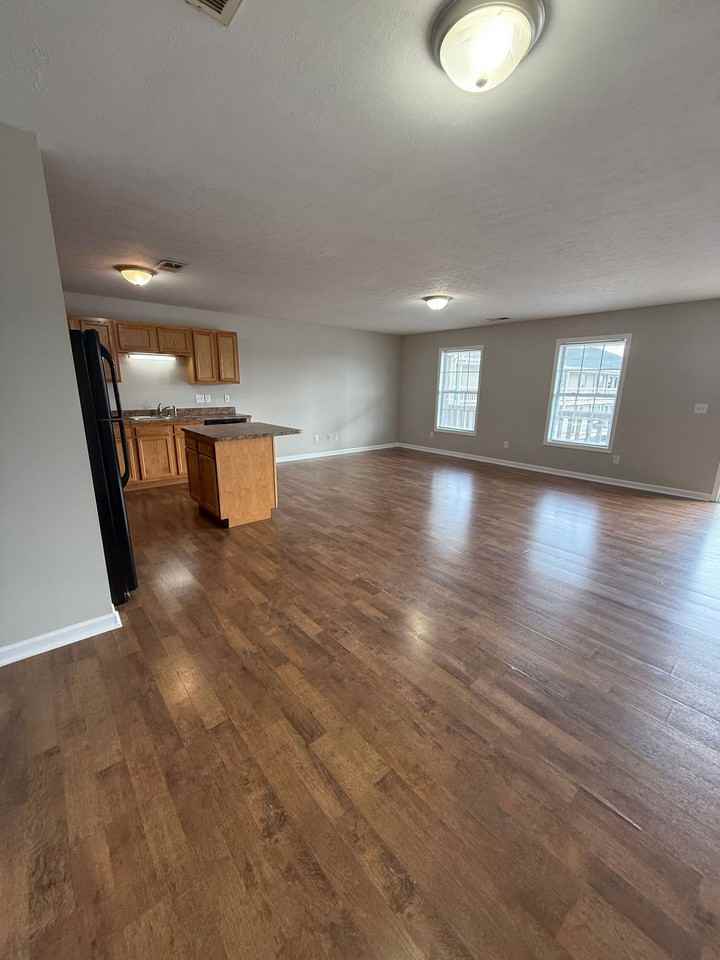Southern Magnolia Apartments - Photo 3 of 8