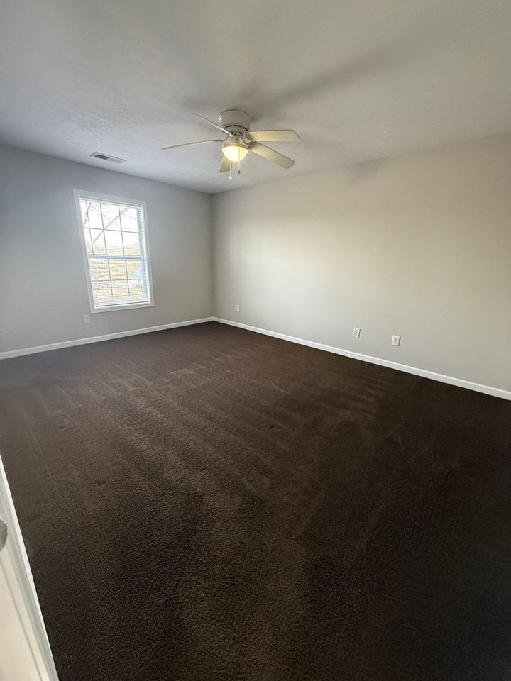 Southern Magnolia Apartments - Photo 5 of 8