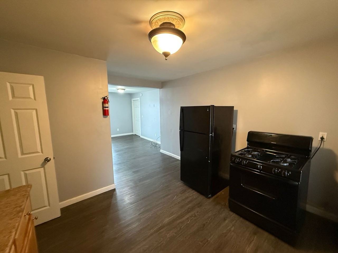 1297 Elm St #20 - Photo 7 of 16