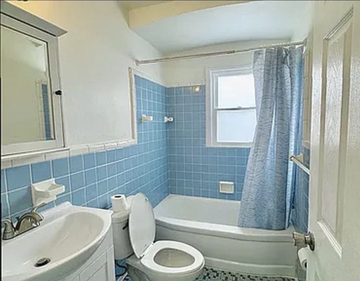 21337 Audette St #NA - Photo 2 of 10