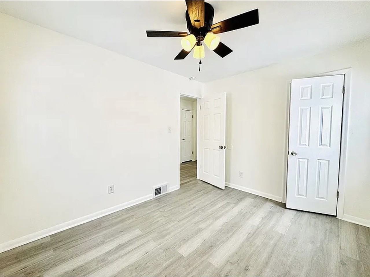 21337 Audette St #NA - Photo 7 of 10