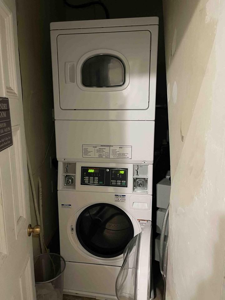 27 Massachusetts Ave #1 - Photo 3 of 6