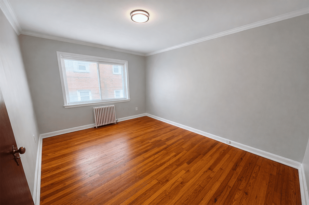 5824 Ridge Ave #6 - Photo 5 of 10