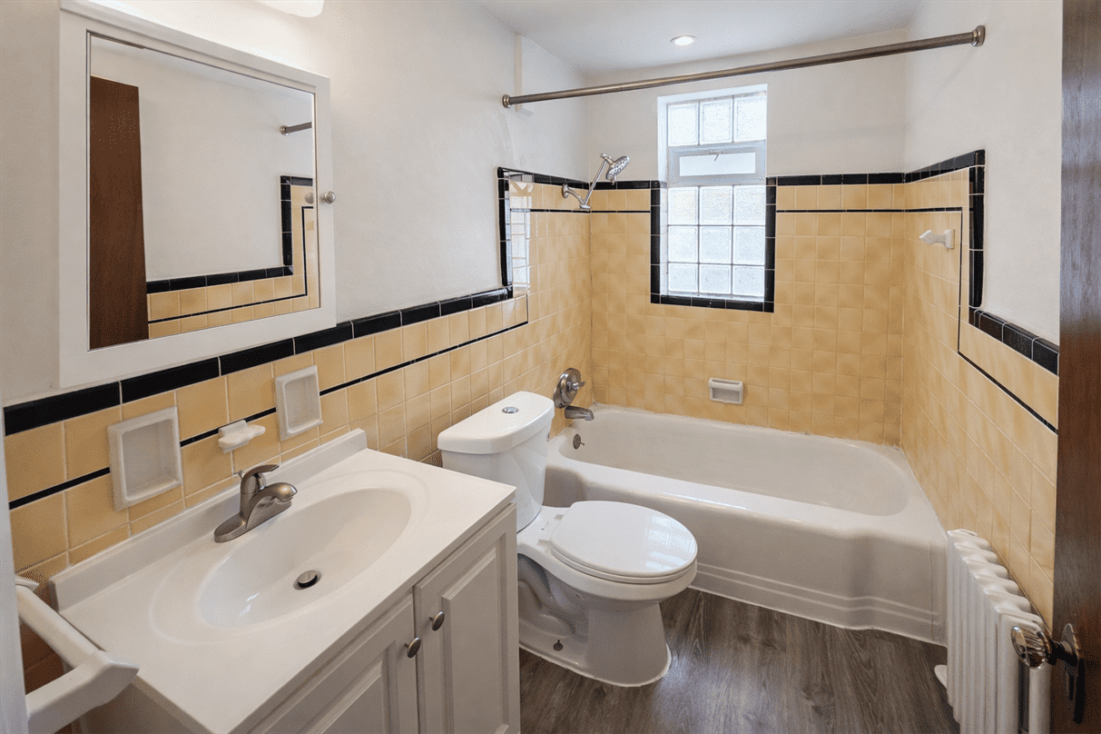 5824 Ridge Ave #6 - Photo 6 of 10