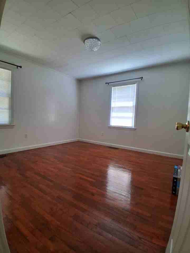 607 12th St E #NA - Photo 2 of 16