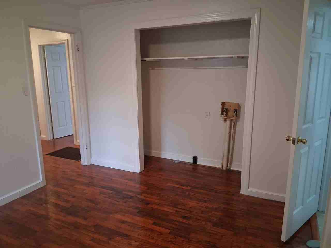 607 12th St E #NA - Photo 7 of 16