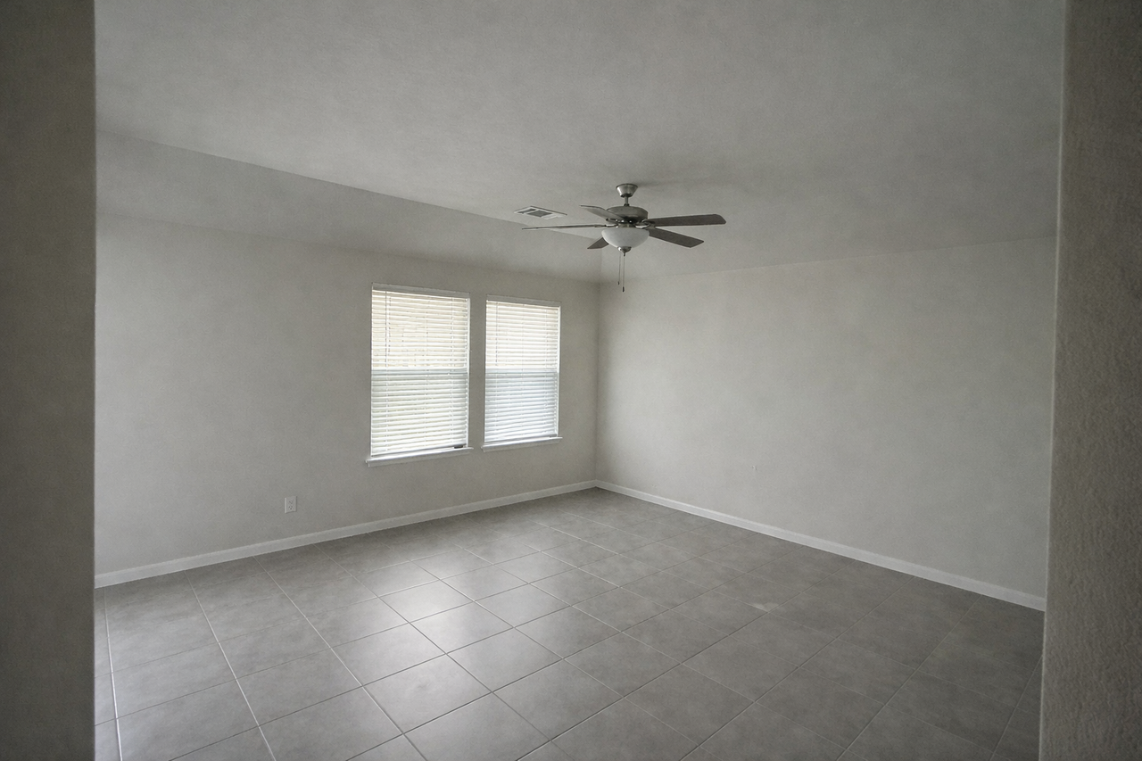 300 Low Bramble Dr #NA - Photo 5 of 17