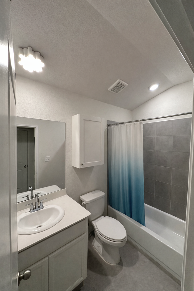 300 Low Bramble Dr #NA - Photo 6 of 17