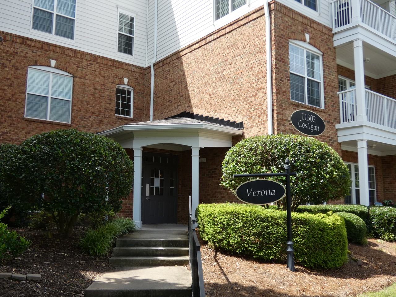 11570 Costigan Ln #11570 - Photo 3 of 27