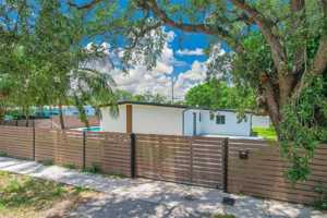 featured image of 3105 Sw 16th St #NA