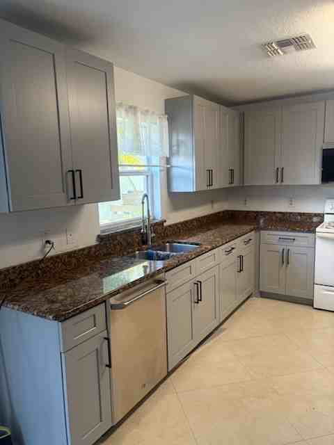 743 Bristol Forest Way #NA - Photo 6 of 9