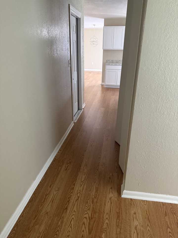 1225 Santa Cruz Ave #NA - Photo 3 of 16