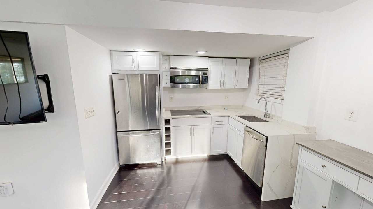 1312 Swan Harbour Rd #C - Photo 4 of 12