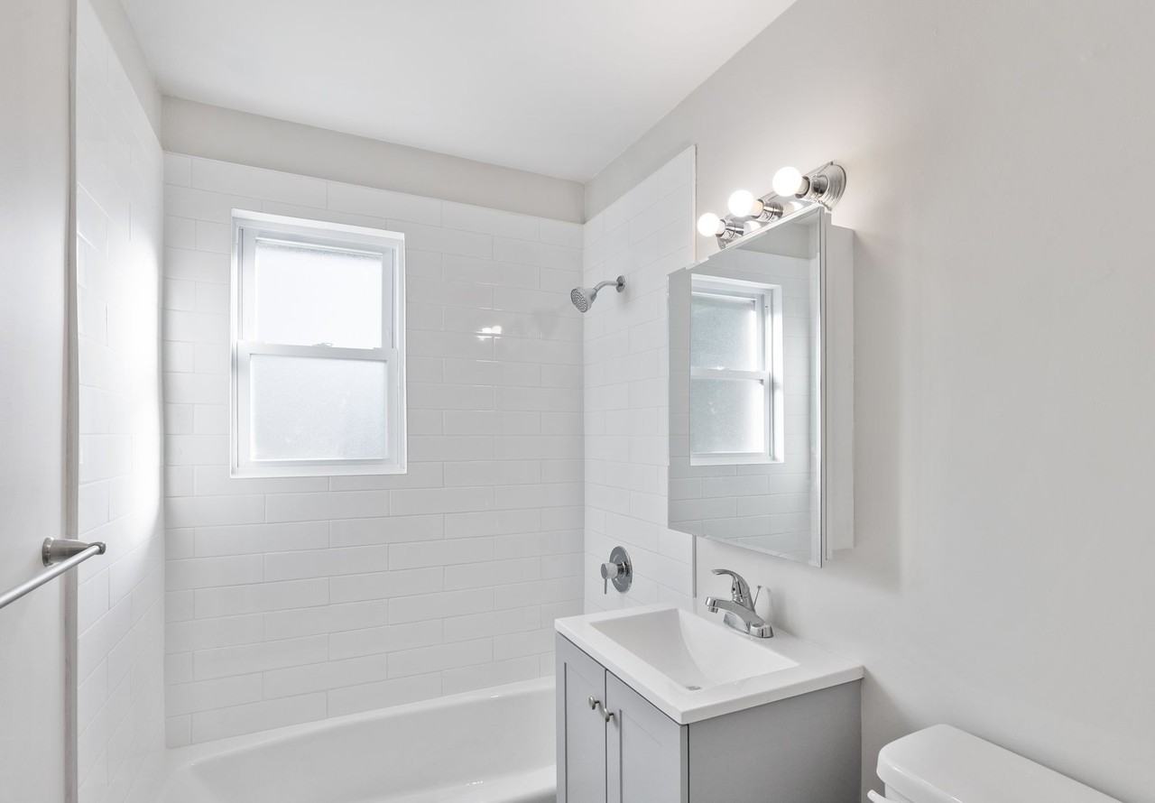 Matawan Court Apartments - Photo 4 of 16