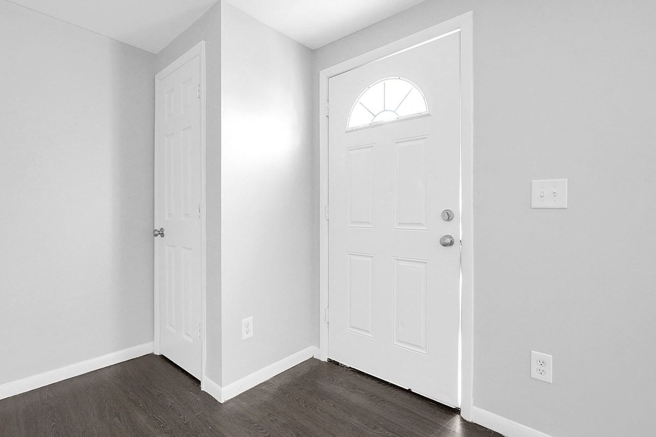 3 bedroom Townhouse Subsidy Friendly - Photo 6 of 25