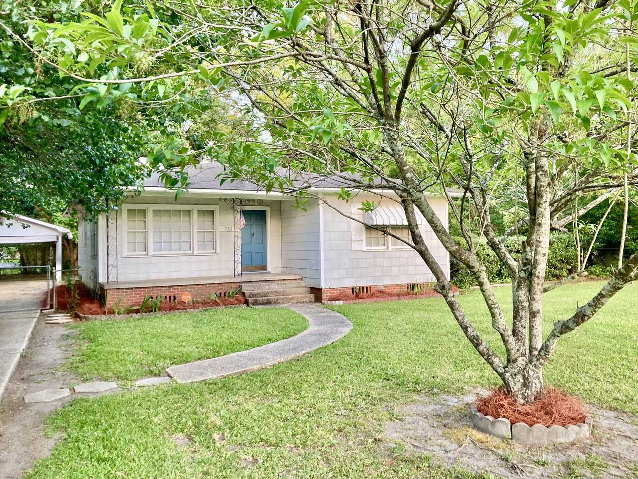 751 Farnell Ln #NA - Photo 2 of 14