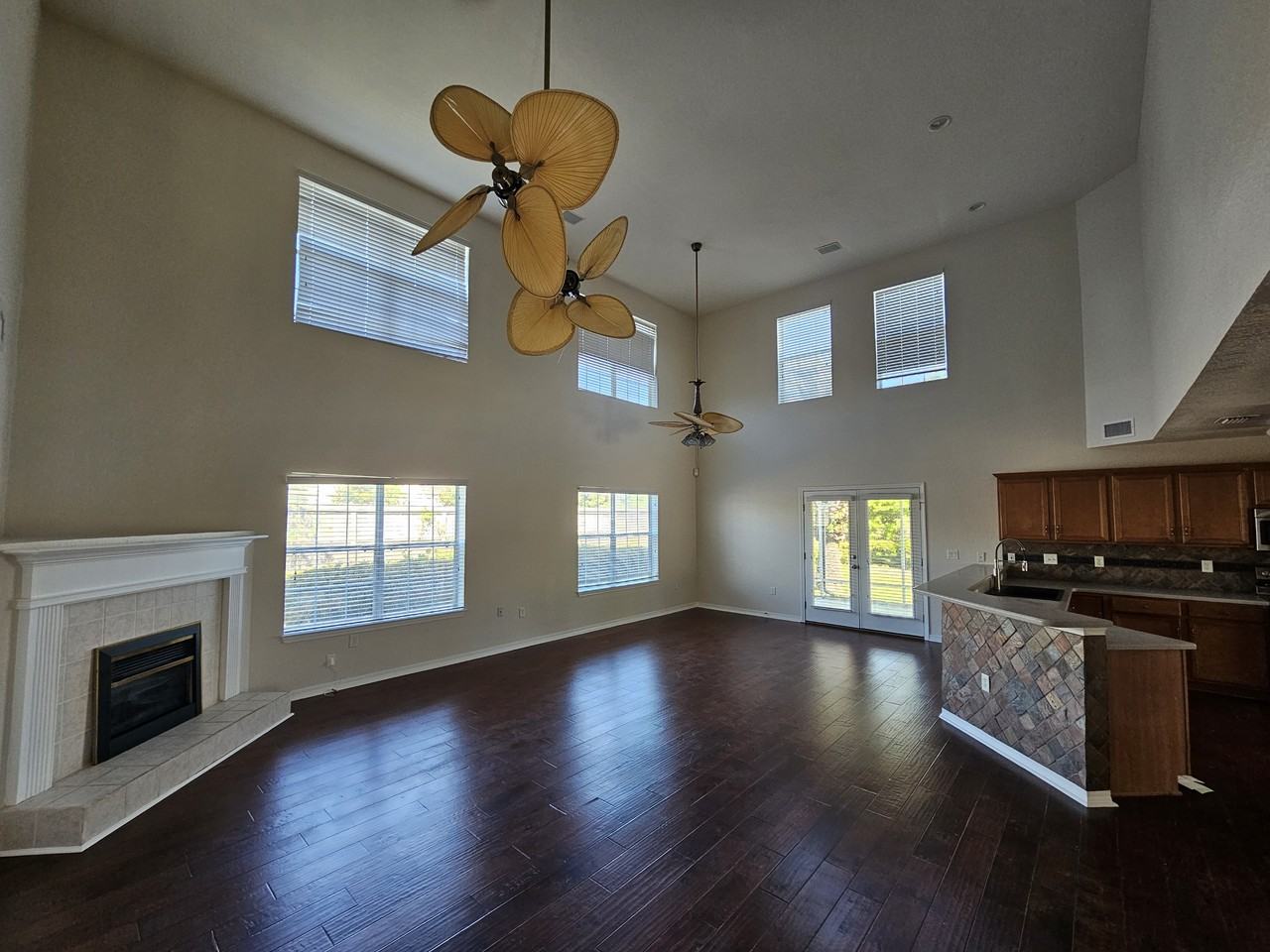 337 Tequesta Dr #NA - Photo 3 of 31