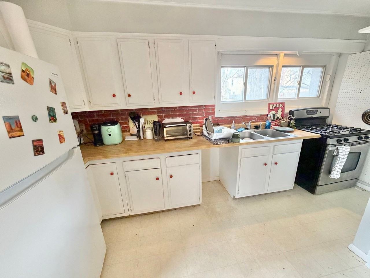 45 North Winooski Avenue - Photo 2 of 32